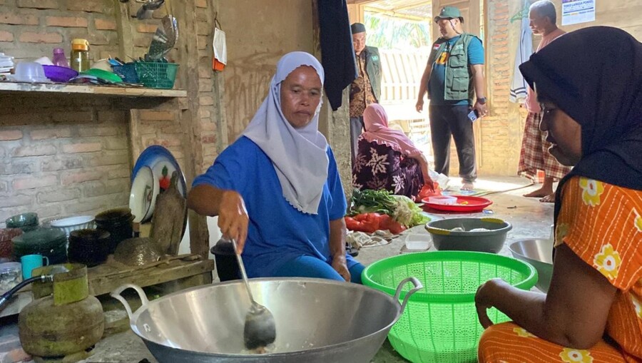 Dapur Umum LAZISNU Jatim Sedia Sahur dan Buka Puasa Warga Aceh Tamiang