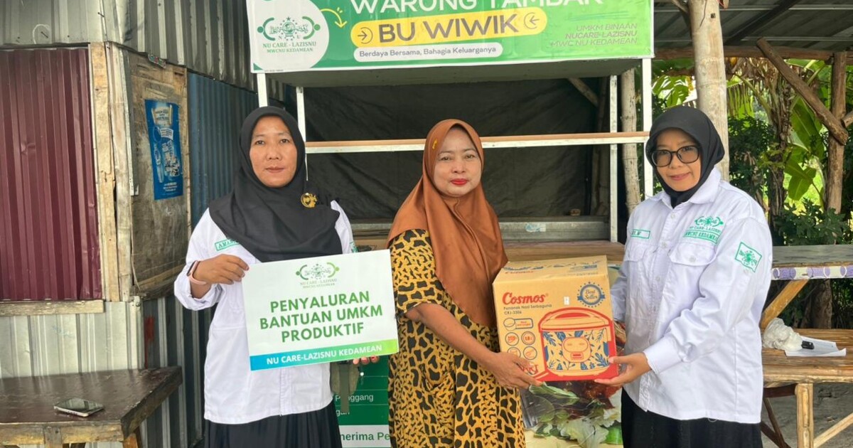 LAZISNU Kedamean Gresik Bantu UMKM Rombong Usaha d ...