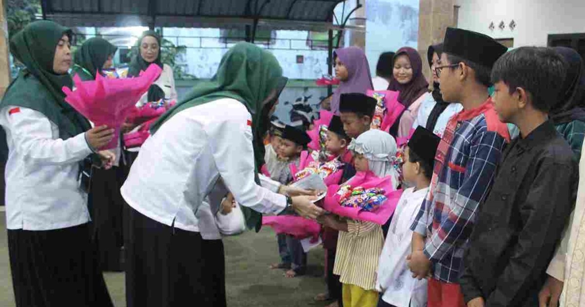 UPZIS LAZISNU Jumputrejo Sidoarjo Santuni Anak Yat ...