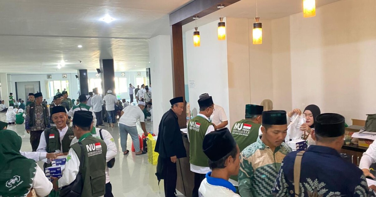 Ratusan Peserta Konsolidasi Amil LAZISNU se-Jatim  ...